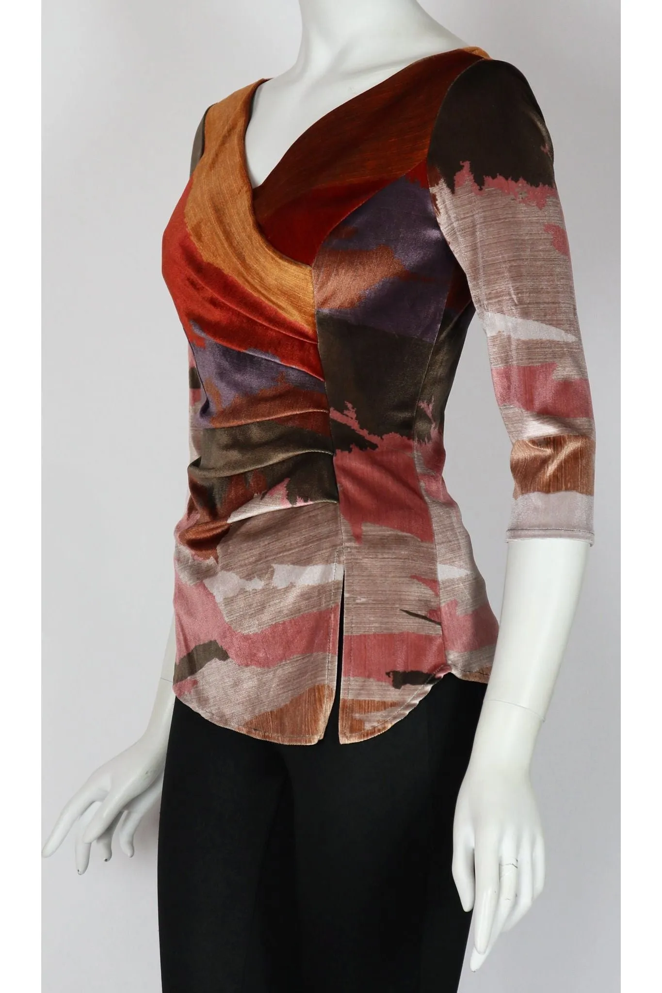 DESIRE' Crossover with Ruched Side 3/4 Sleeves Printed Velvet Top