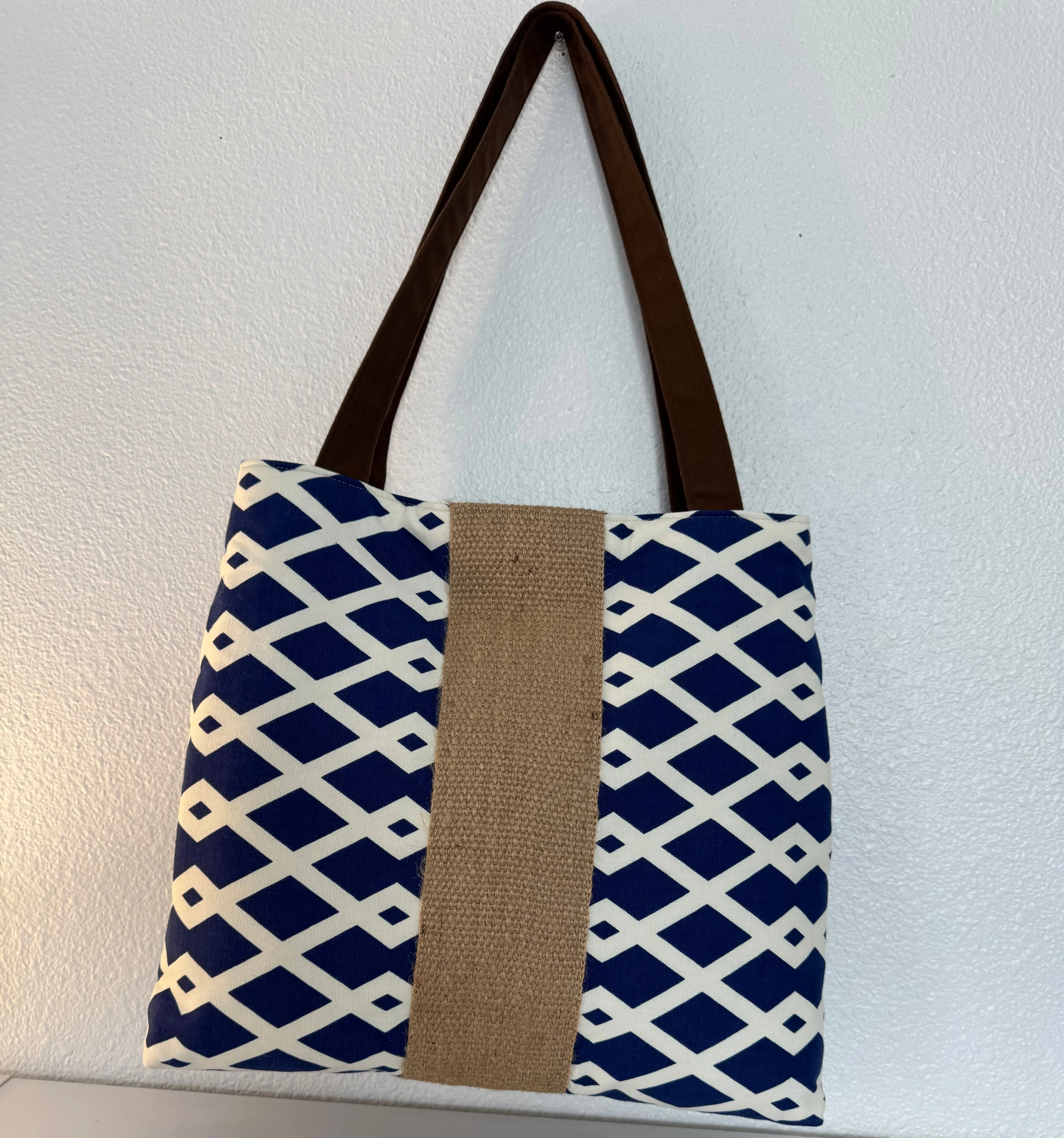 Handbag Purse Tote Bag Shoulder Tote in Navy and White with Jute Webbing