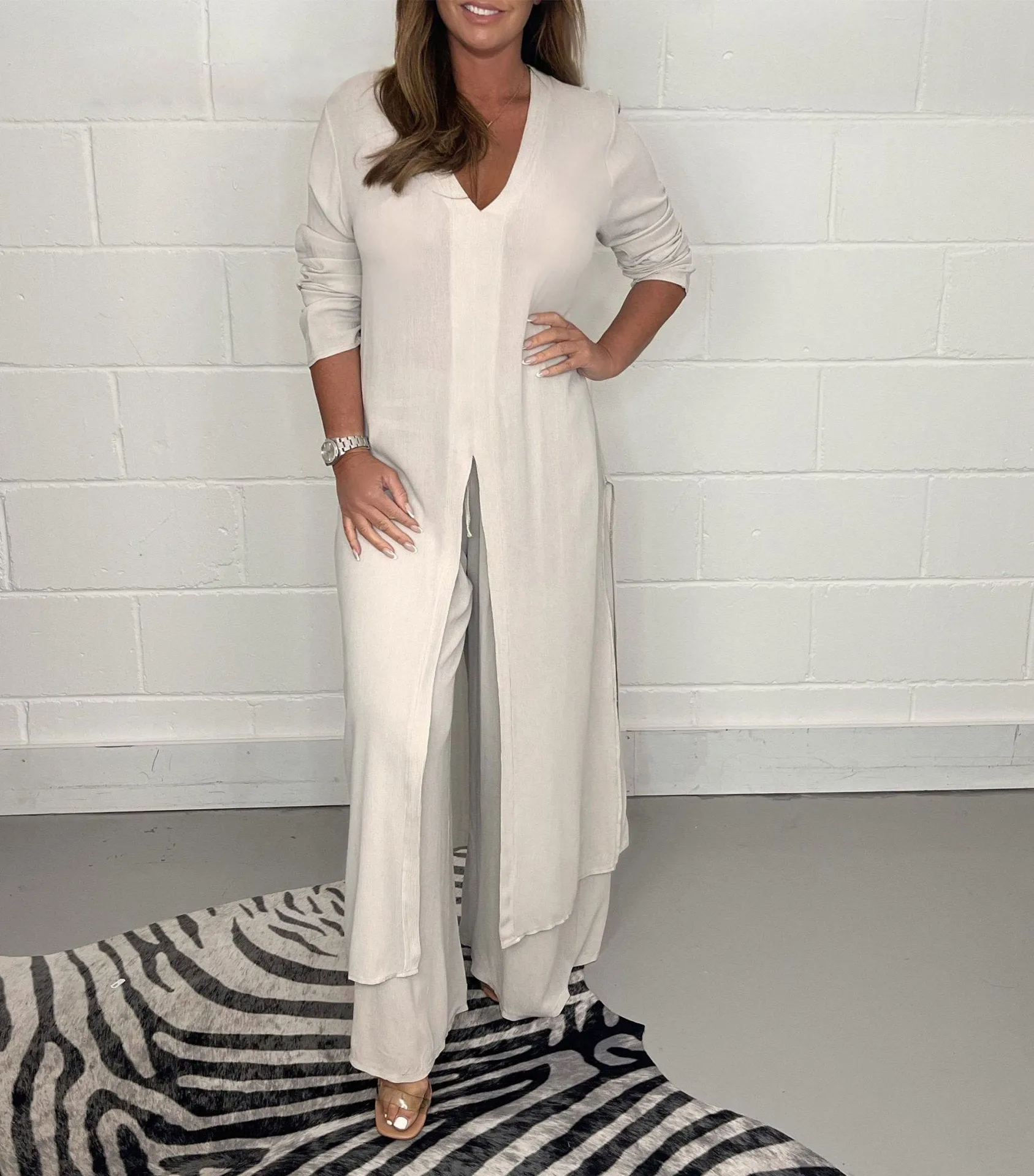 🔥🔥Hot Sale 50% OFF🔥🔥👚Two Piece Casual Long Top and Casual Trousers👜😍