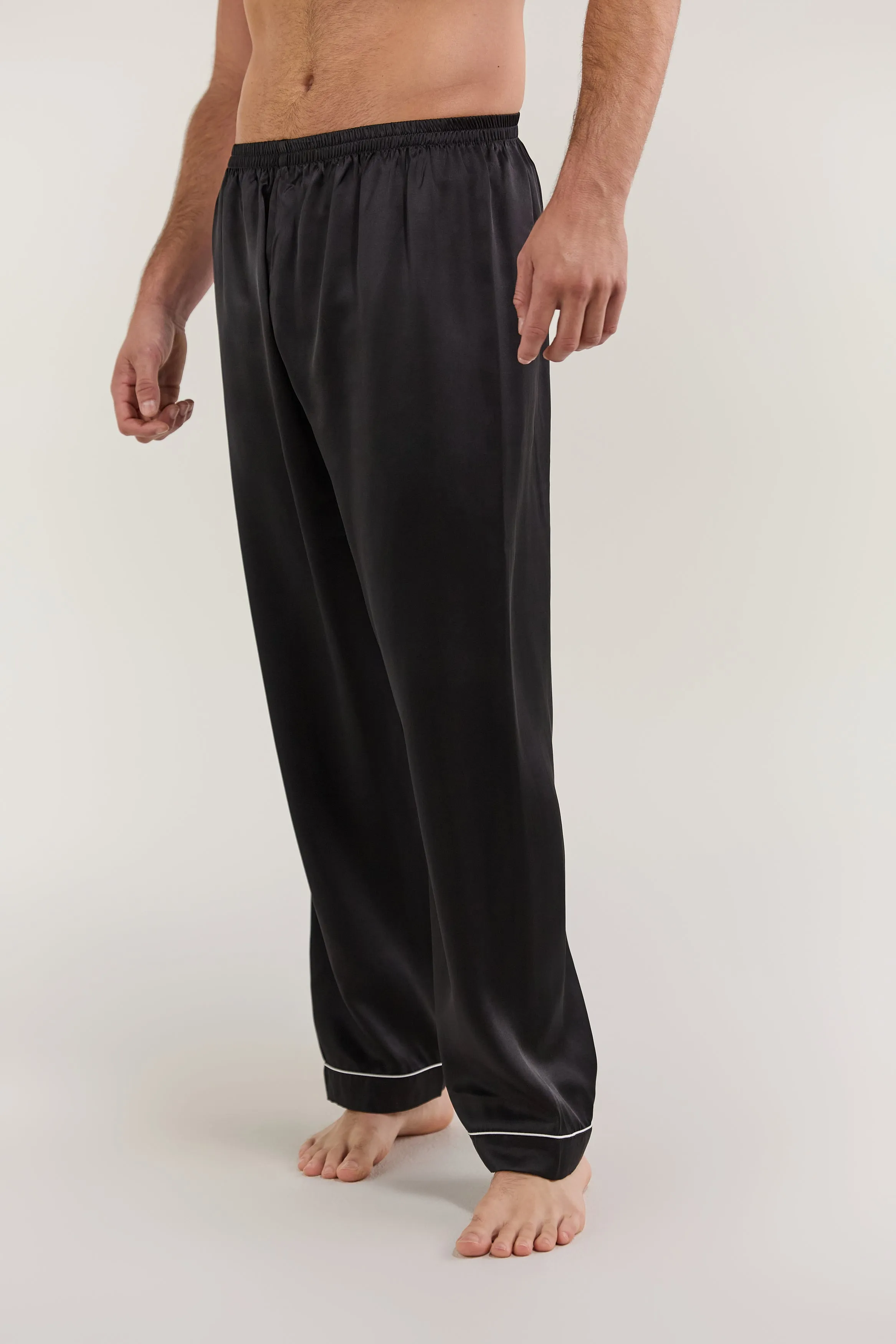 Men’s Pure Silk Sleep Bottoms In Black